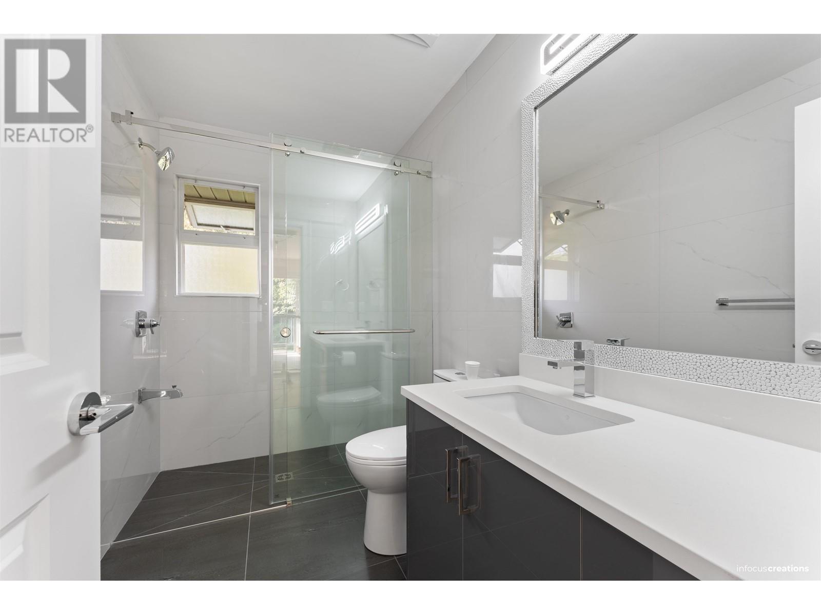 22787 124 AVENUE, Maple Ridge