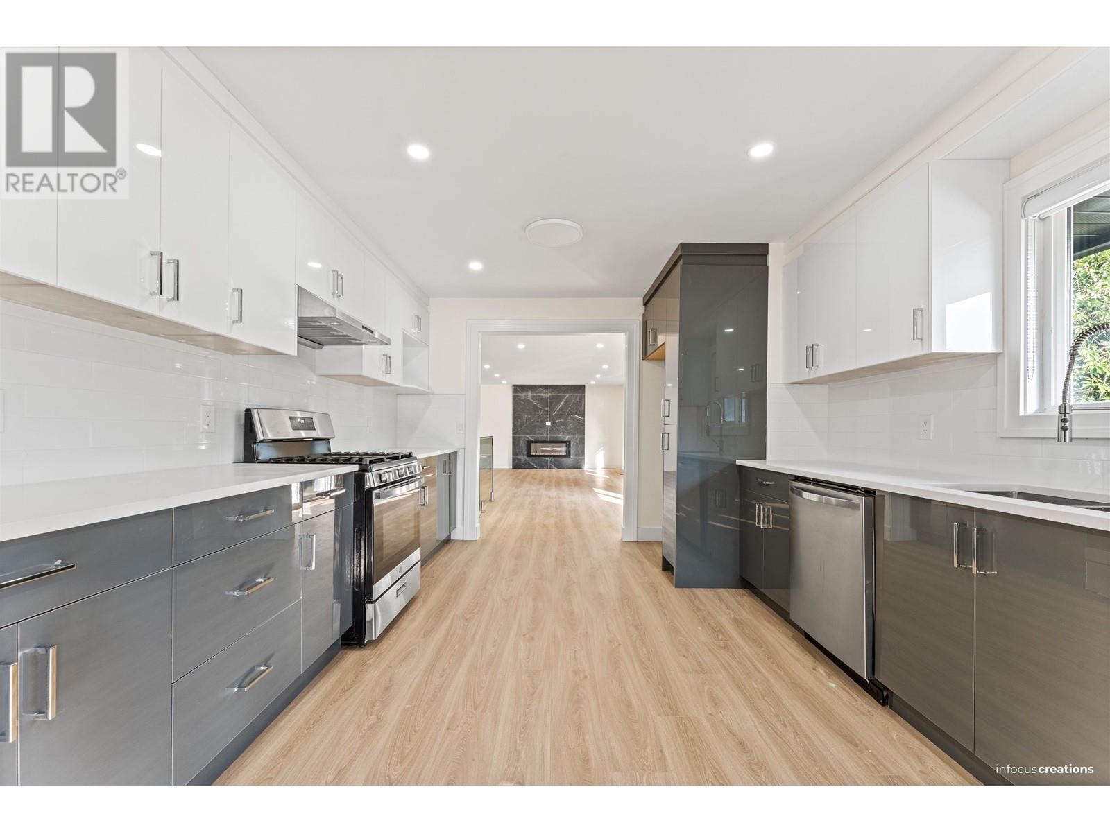 22787 124 AVENUE, Maple Ridge