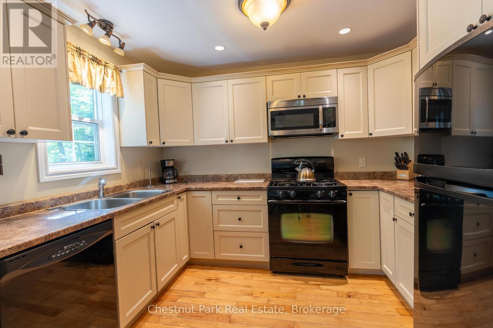 #111-8 1052 RAT BAY ROAD - 5