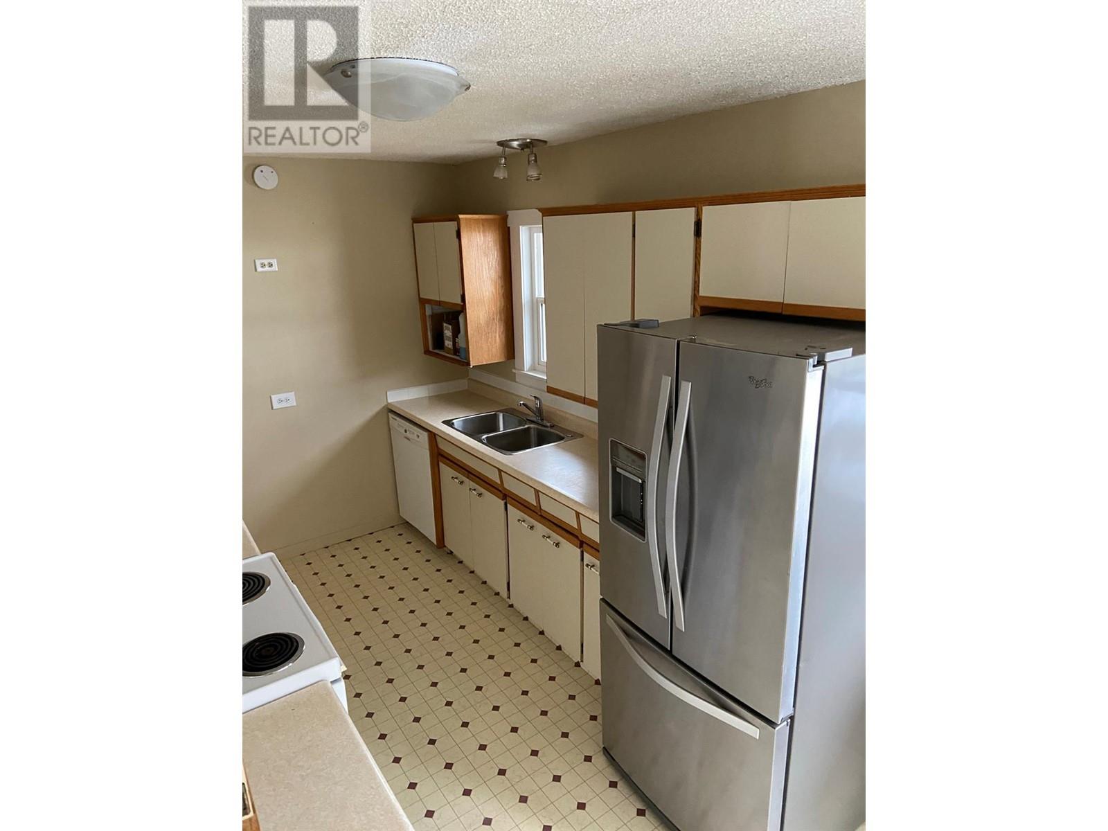  1909 43 Street, Vernon
