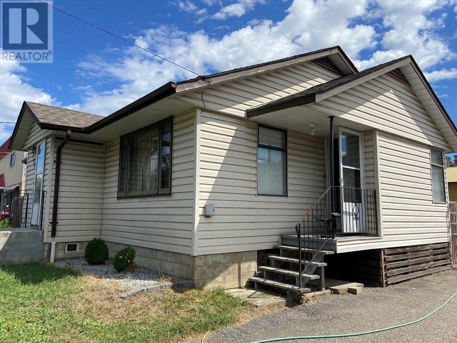  1909 43 Street, Vernon
