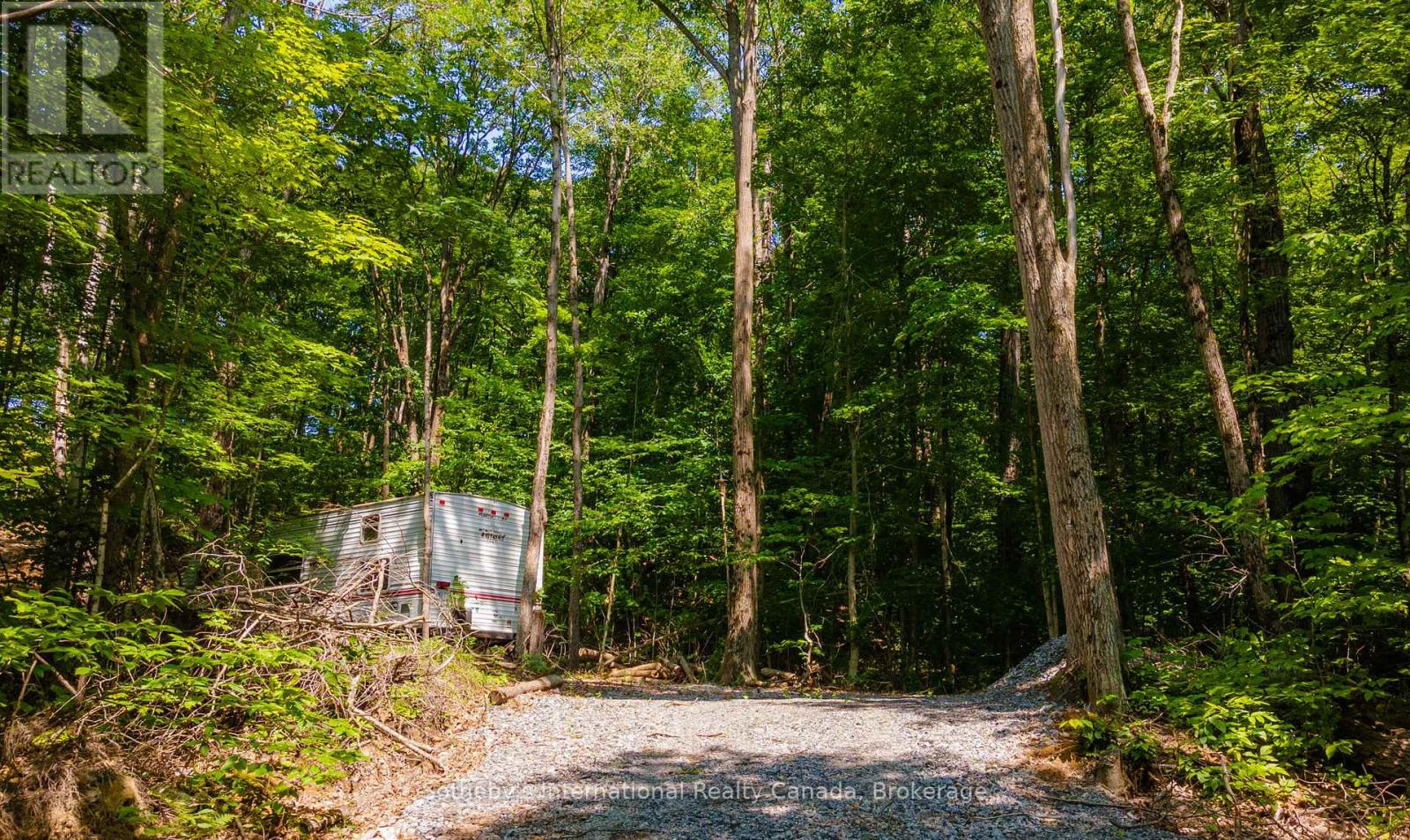 Photo 26 of 109 Jean Marie Road, Seguin ON