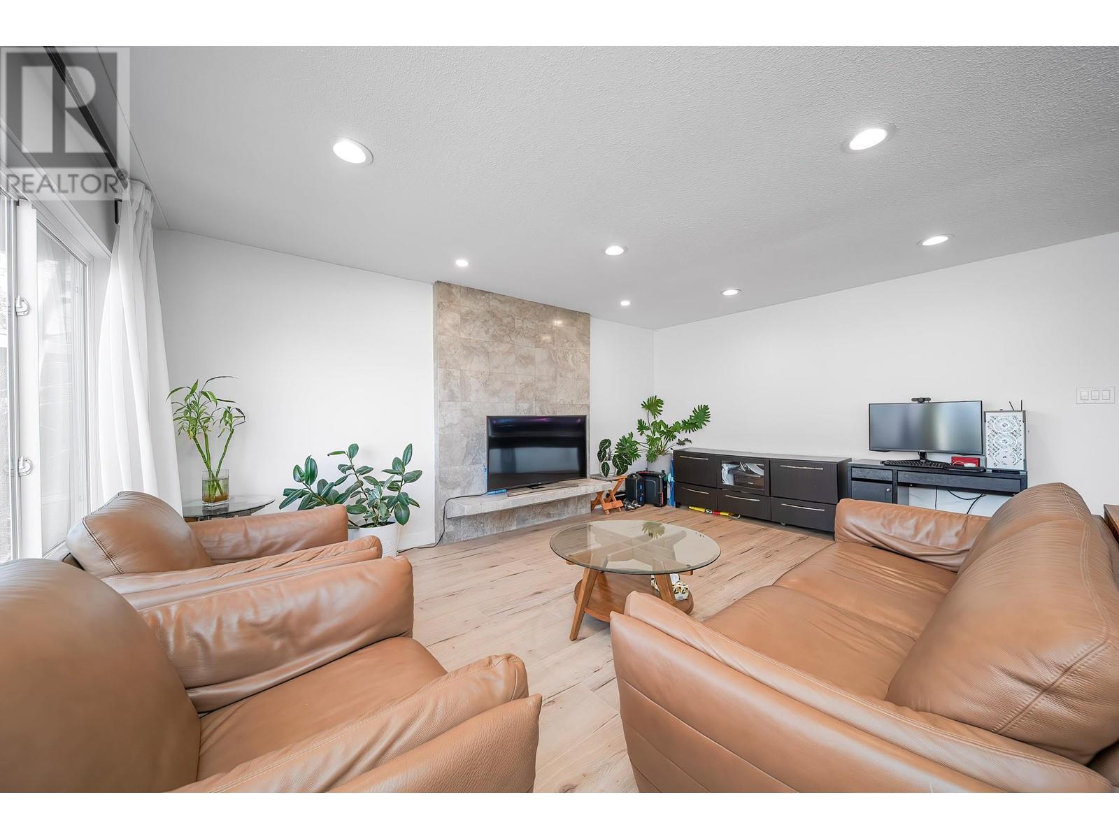 9031 GLENBROOK Court, Richmond