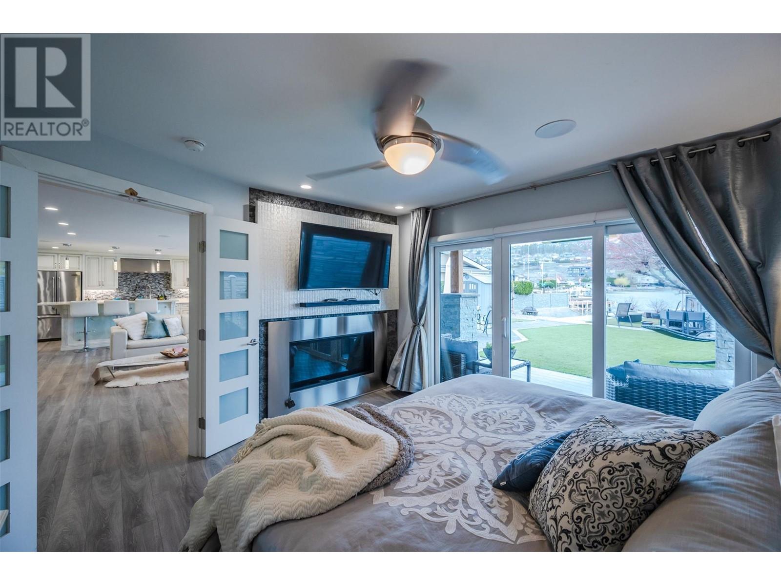  1362 Green Bay Road, West Kelowna