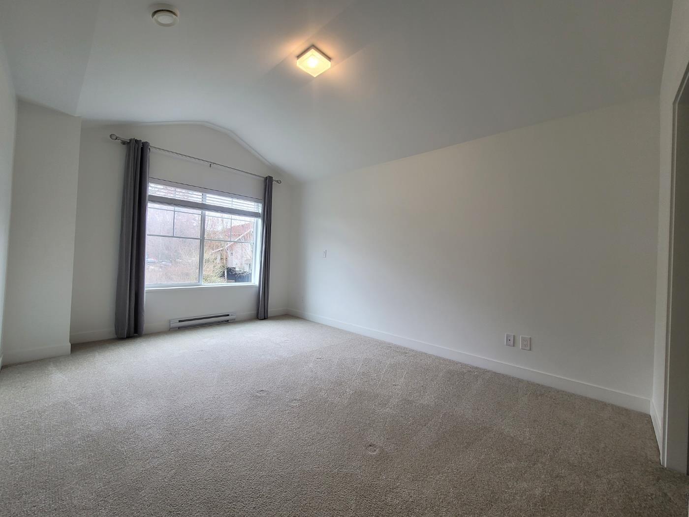 Photo 18 of 50 20487 65 Avenue, Langley BC