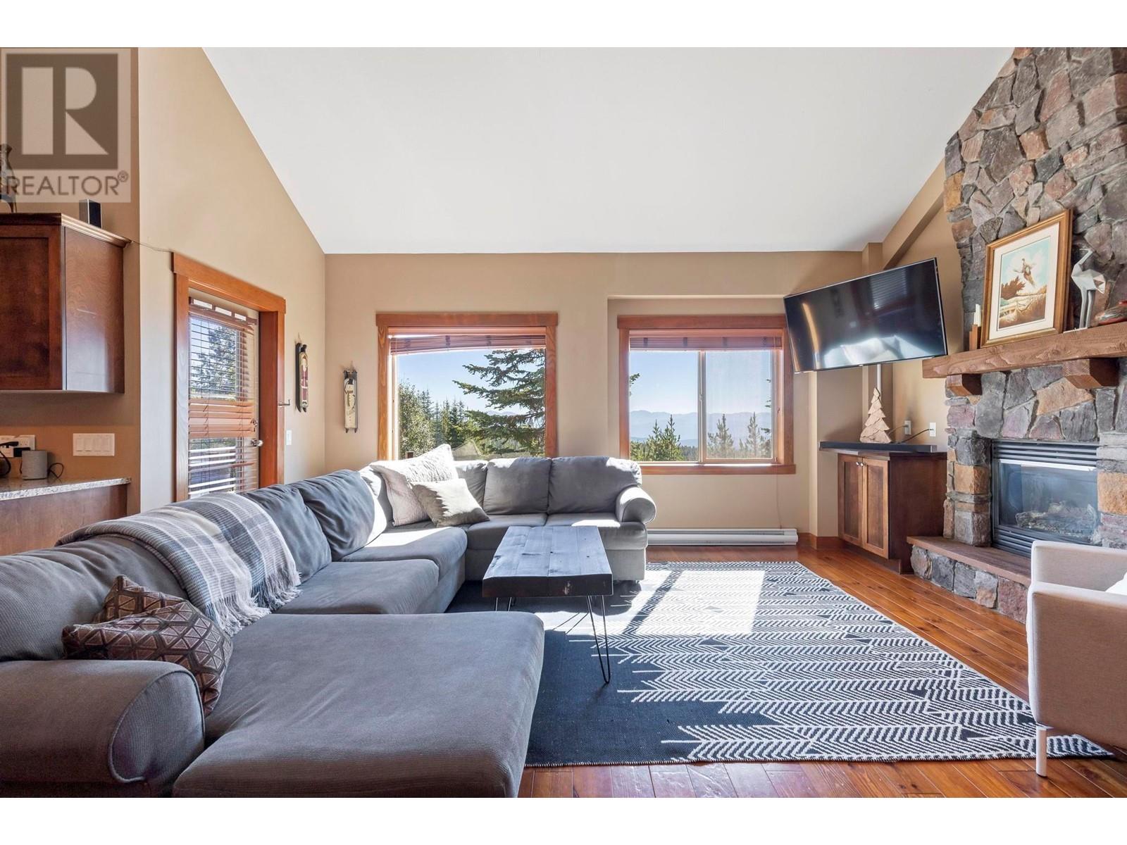 4 4939 Snow Pines Road, Big White