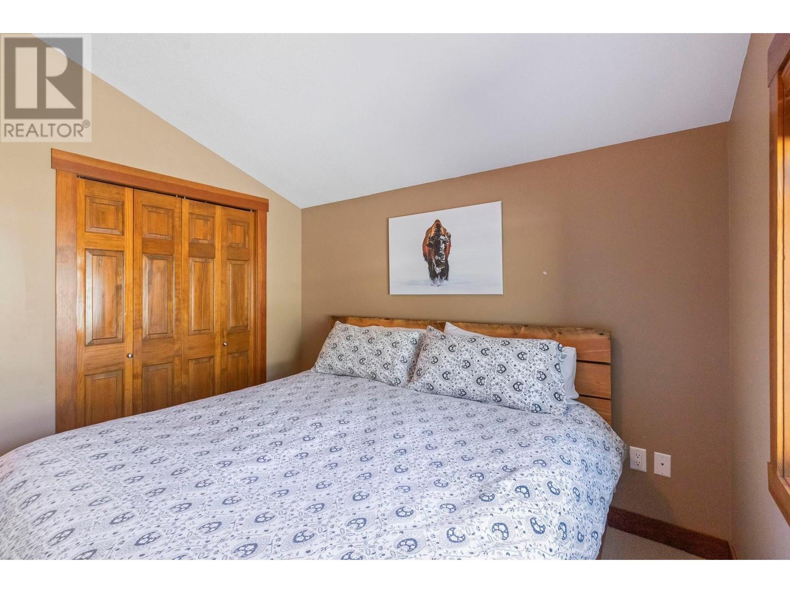 4 4939 Snow Pines Road, Big White