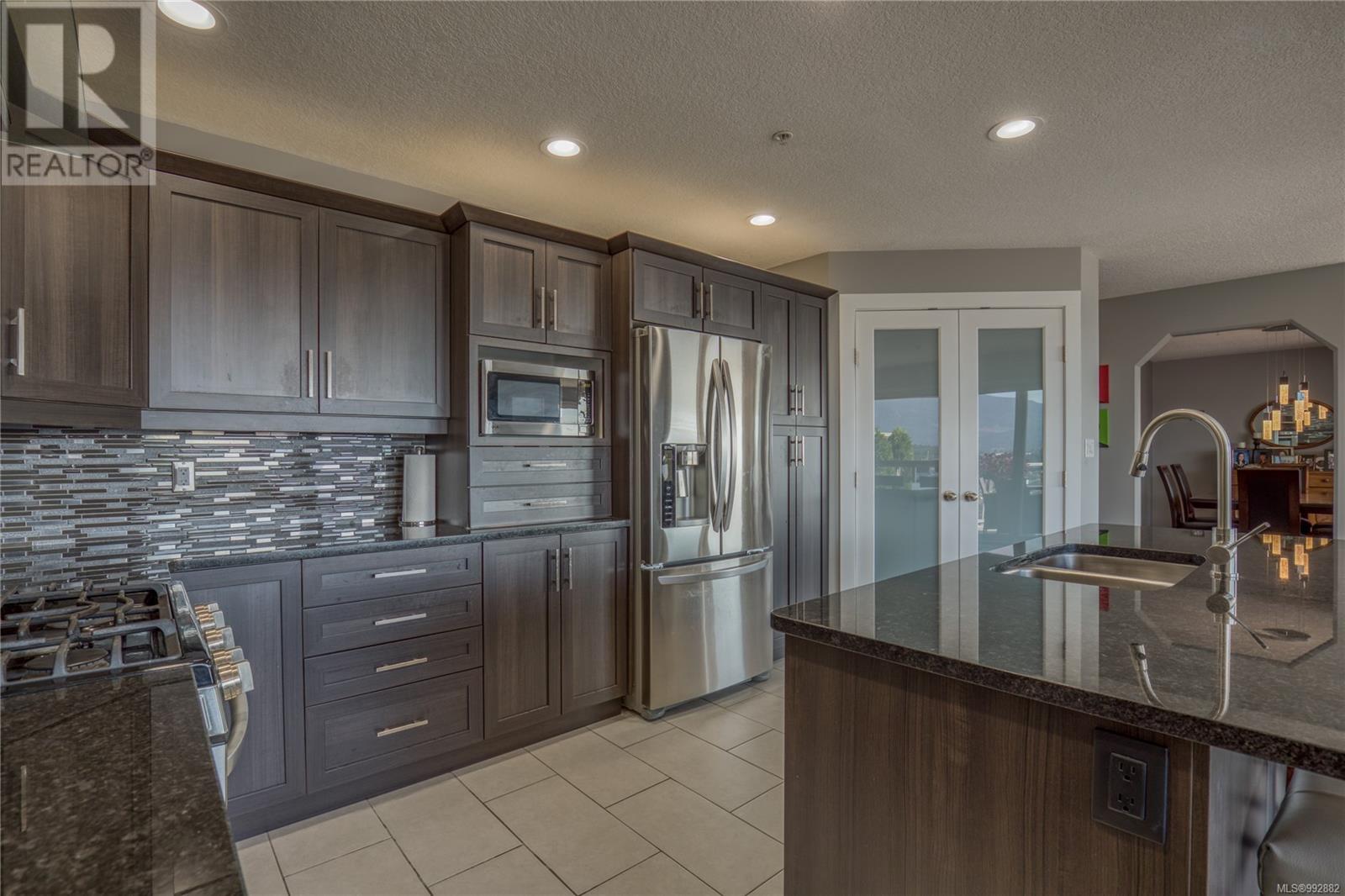 3395 EDGEWOOD DR - Image 6