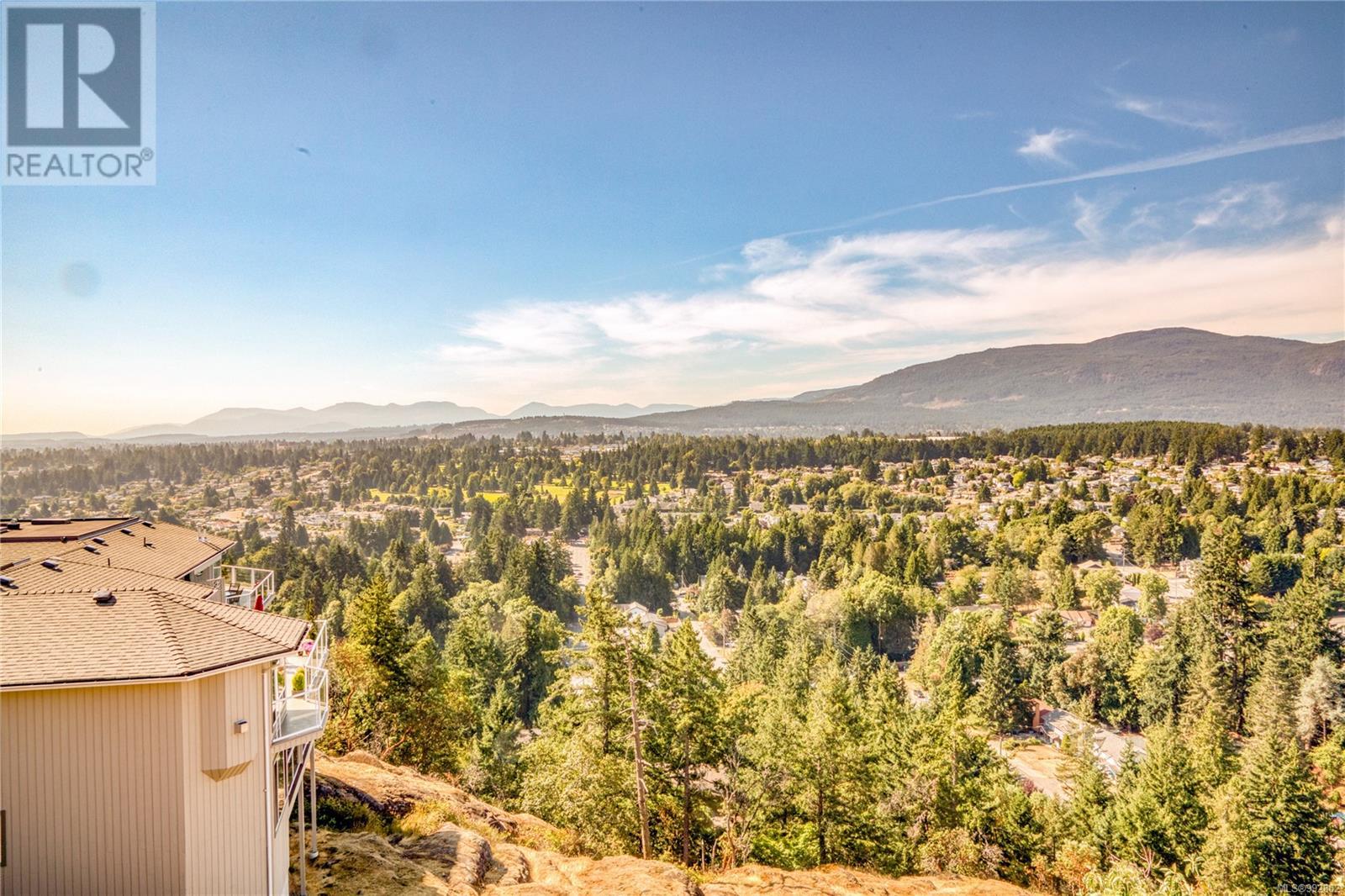 3395 EDGEWOOD DR - Image 37