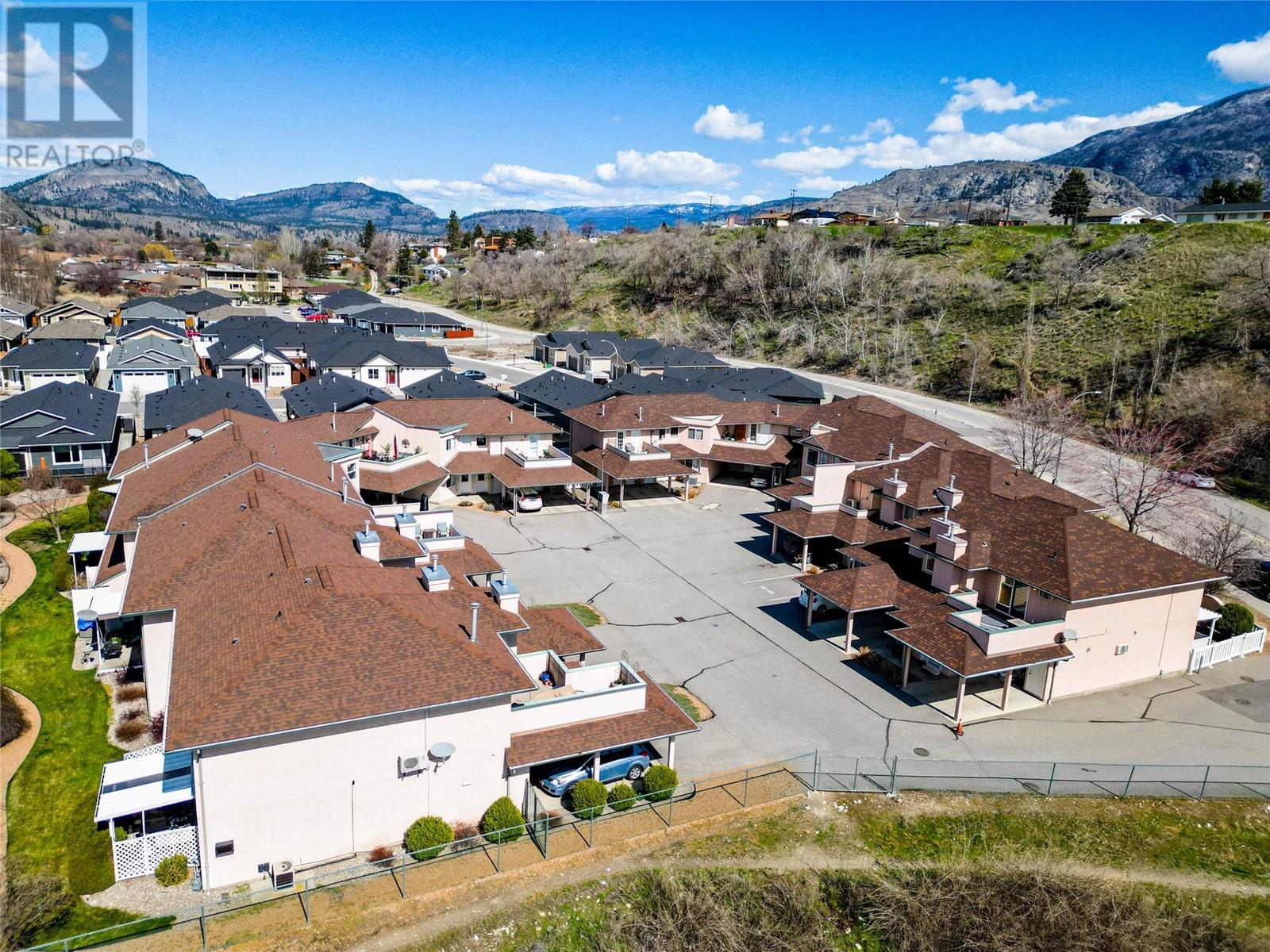 6514 Meadows Drive Unit# 12, Oliver