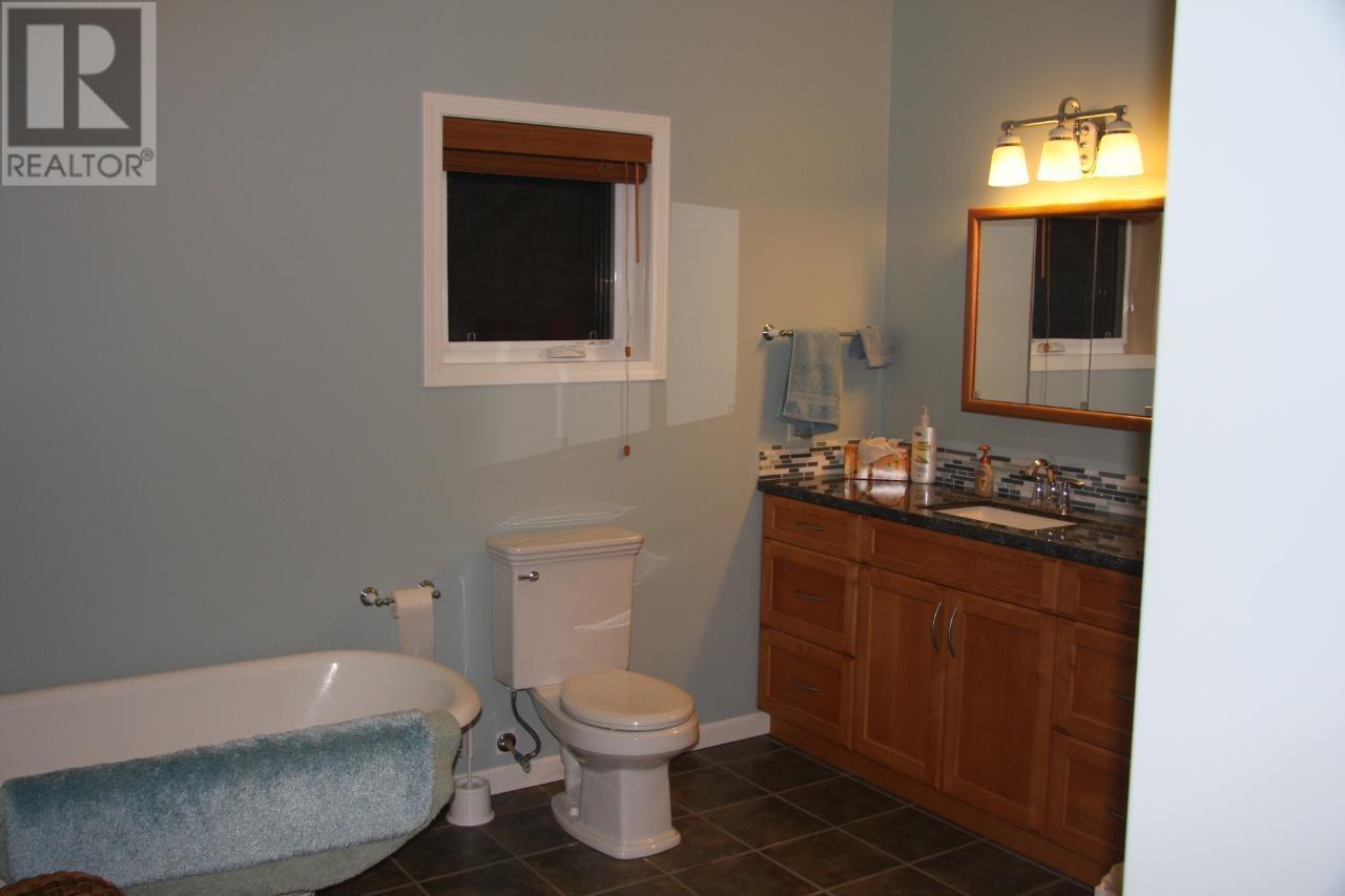 6291 MILL CREEK Road, Harrop