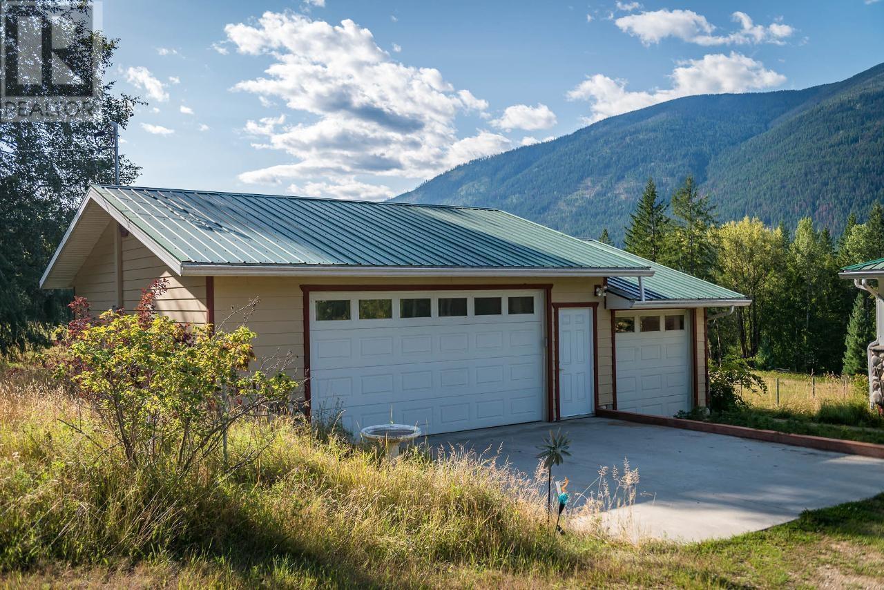 6291 MILL CREEK Road, Harrop