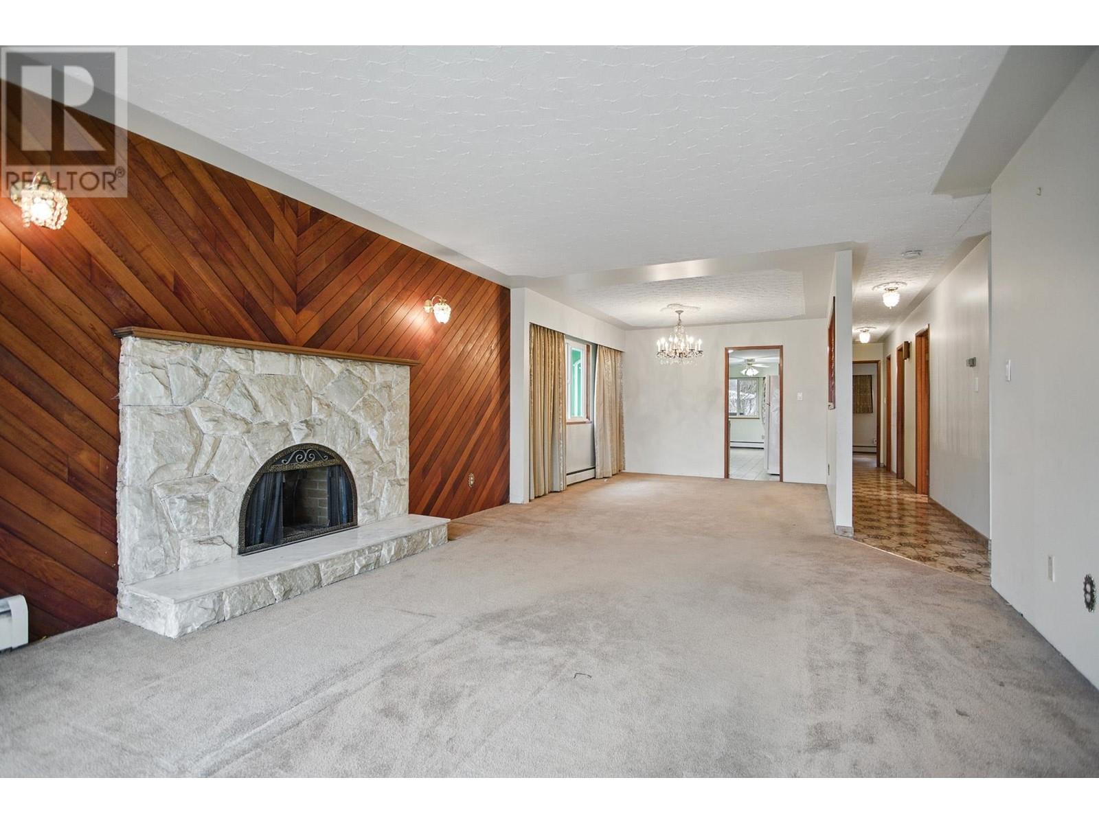 Photo 5 of 5878 Ormidale Street, Vancouver BC