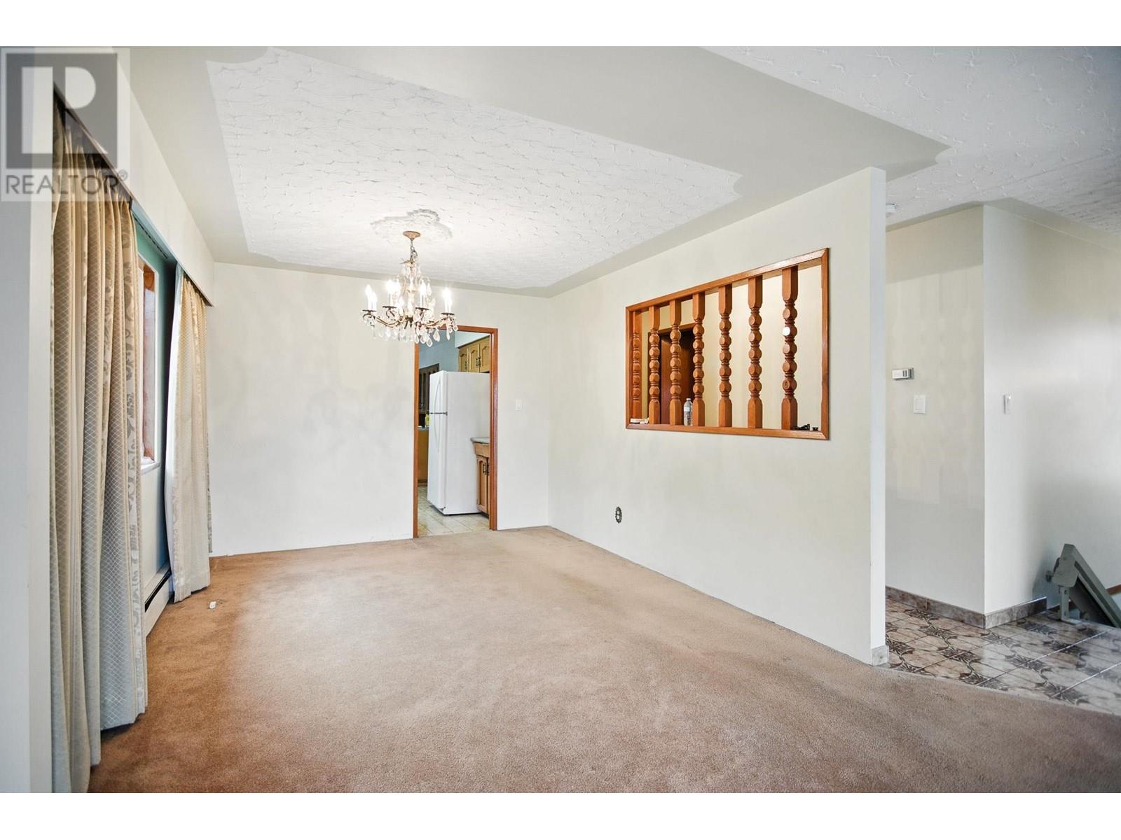 Photo 8 of 5878 Ormidale Street, Vancouver BC
