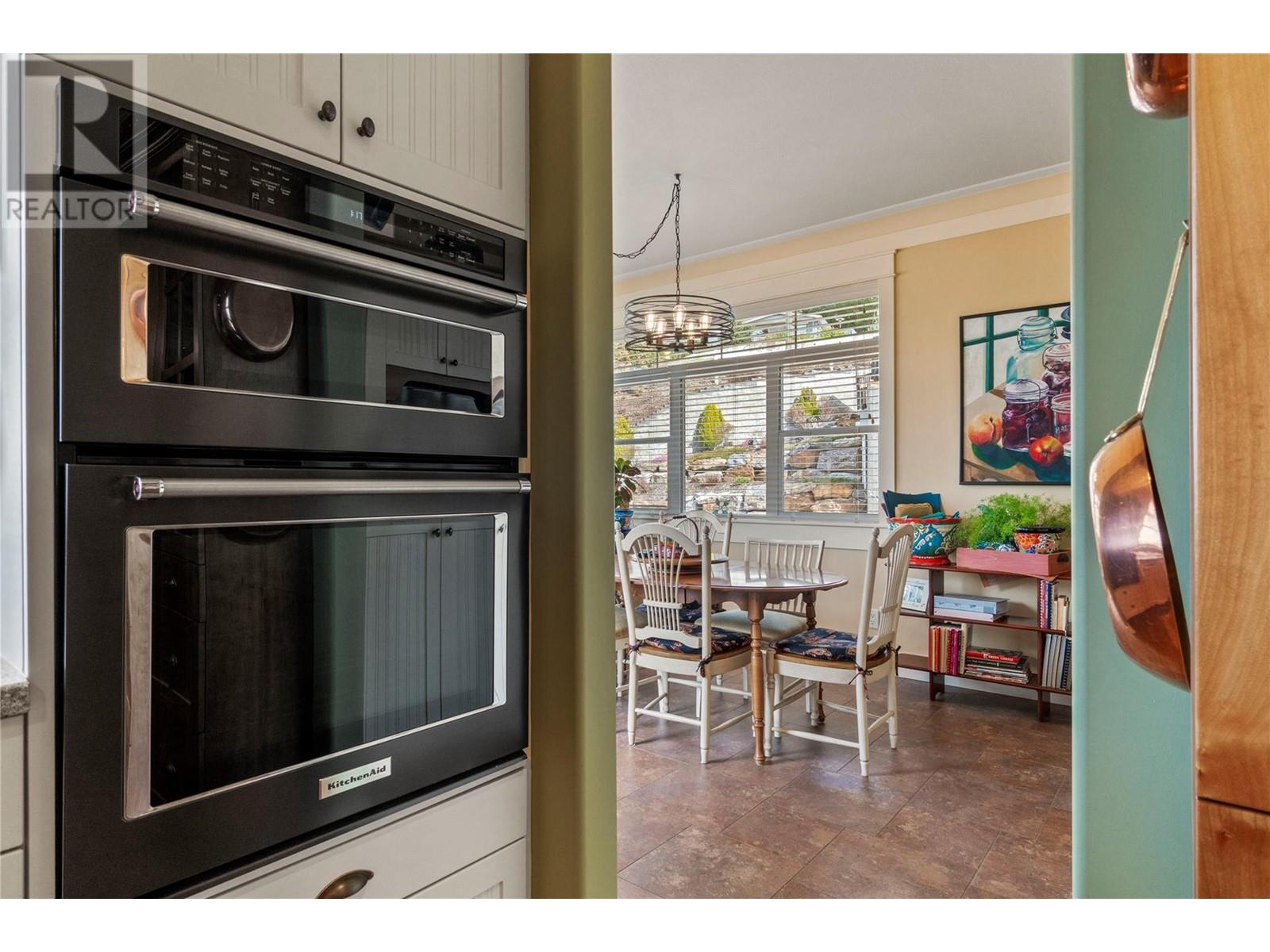 Photo 13 of 4320 14 Street Ne, Salmon Arm BC