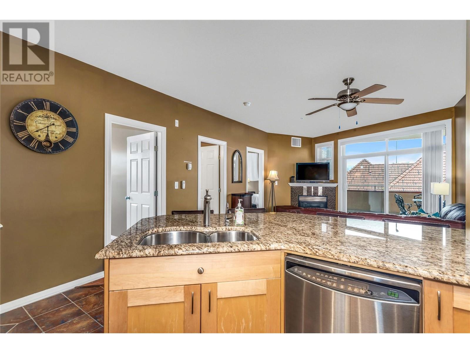 342 1088 Sunset Drive, Kelowna