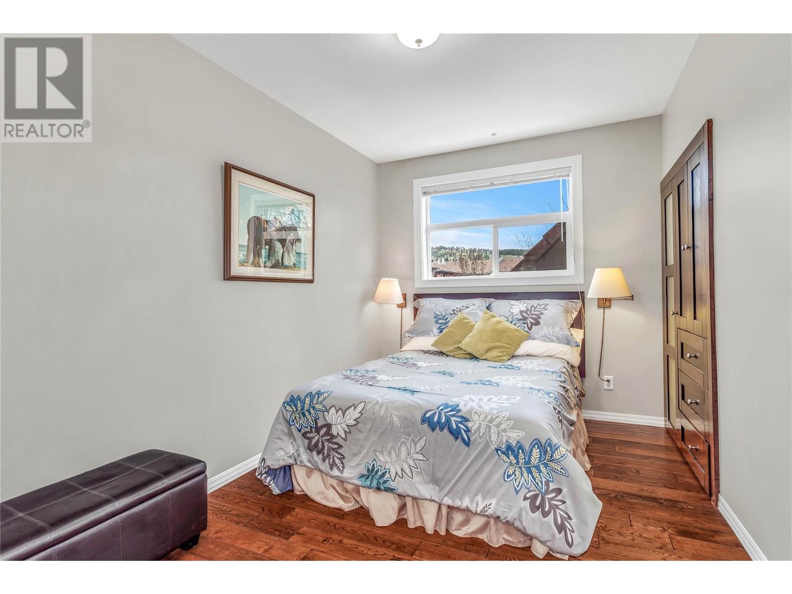 342 1088 Sunset Drive, Kelowna