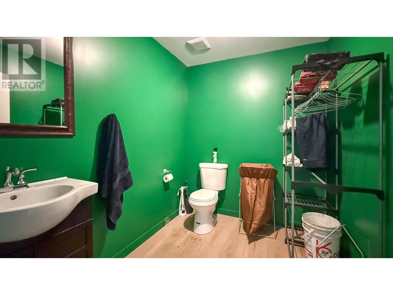 2842 Fenwick Road, Kelowna