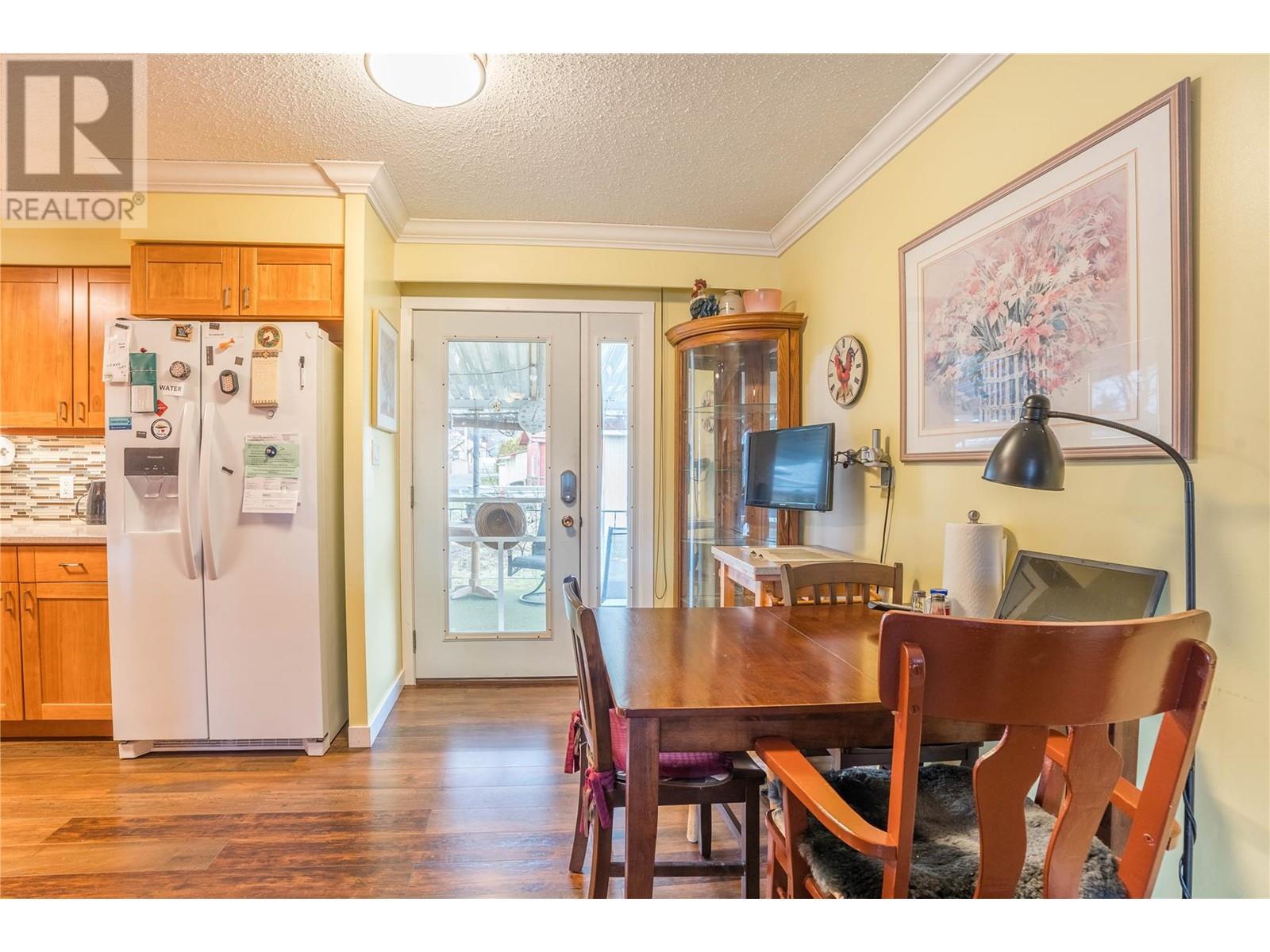  9578 Robson Crescent, Summerland