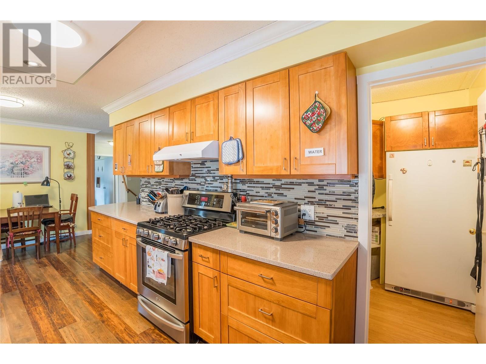  9578 Robson Crescent, Summerland