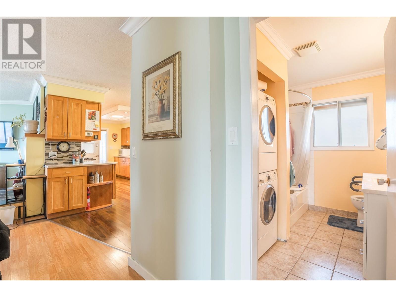  9578 Robson Crescent, Summerland