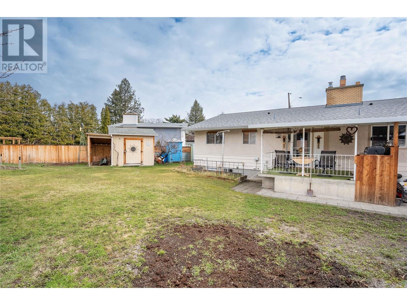  9578 Robson Crescent, Summerland