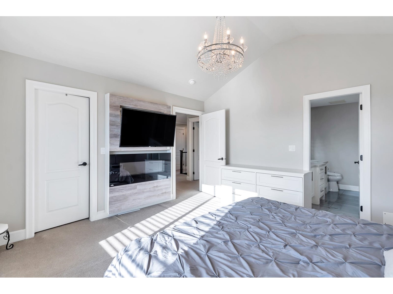 6767 182A STREET, Surrey real estate listing R2984790