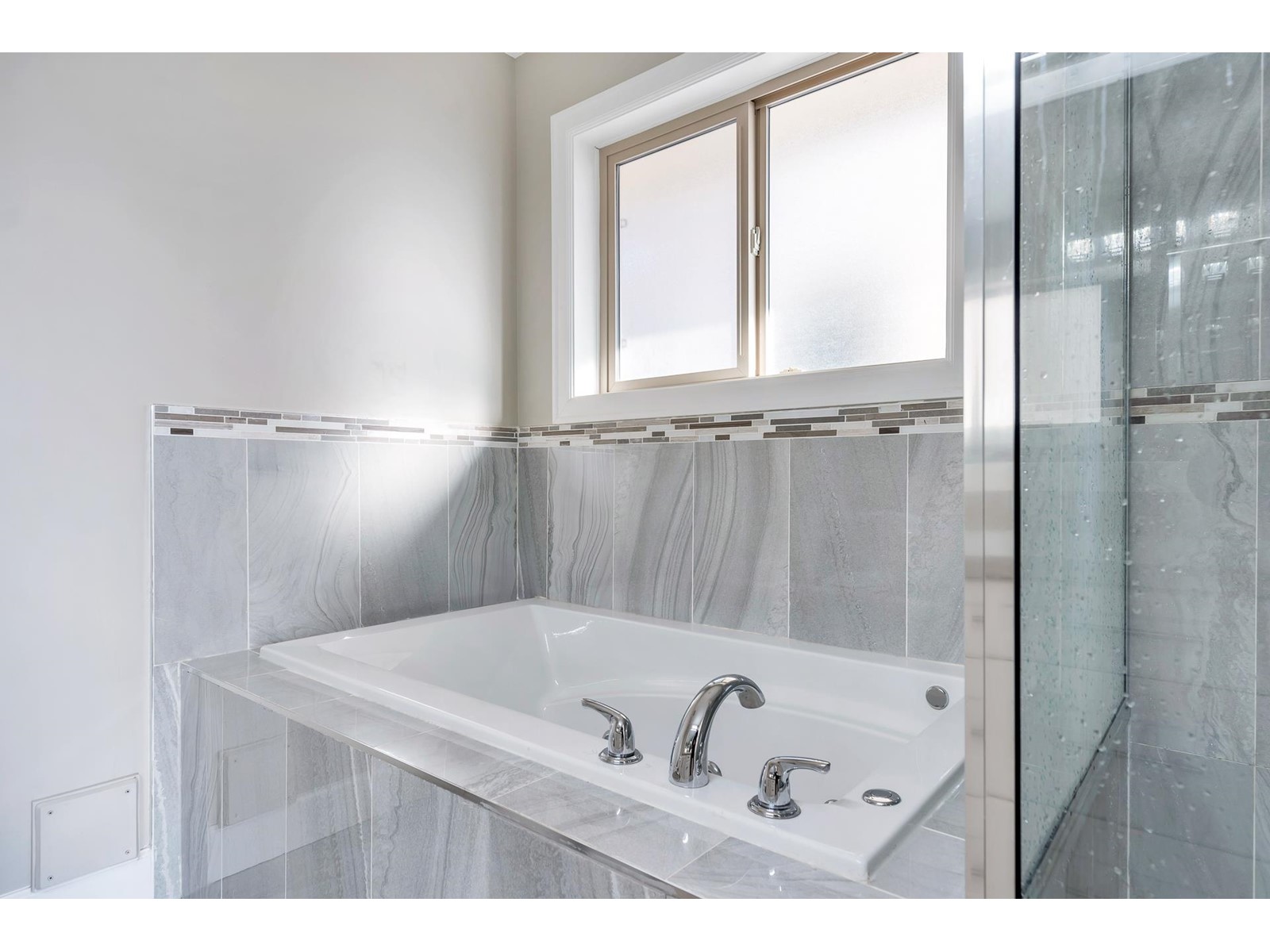 6767 182A STREET, Surrey real estate listing R2984790