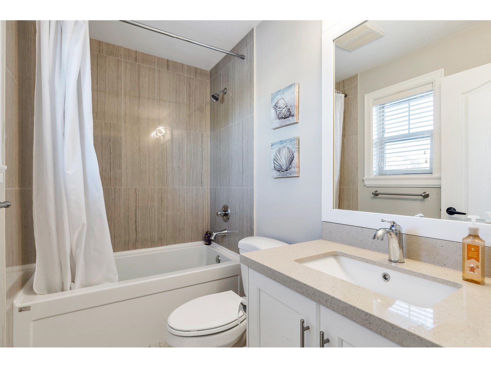 6767 182A STREET, Surrey real estate listing R2984790