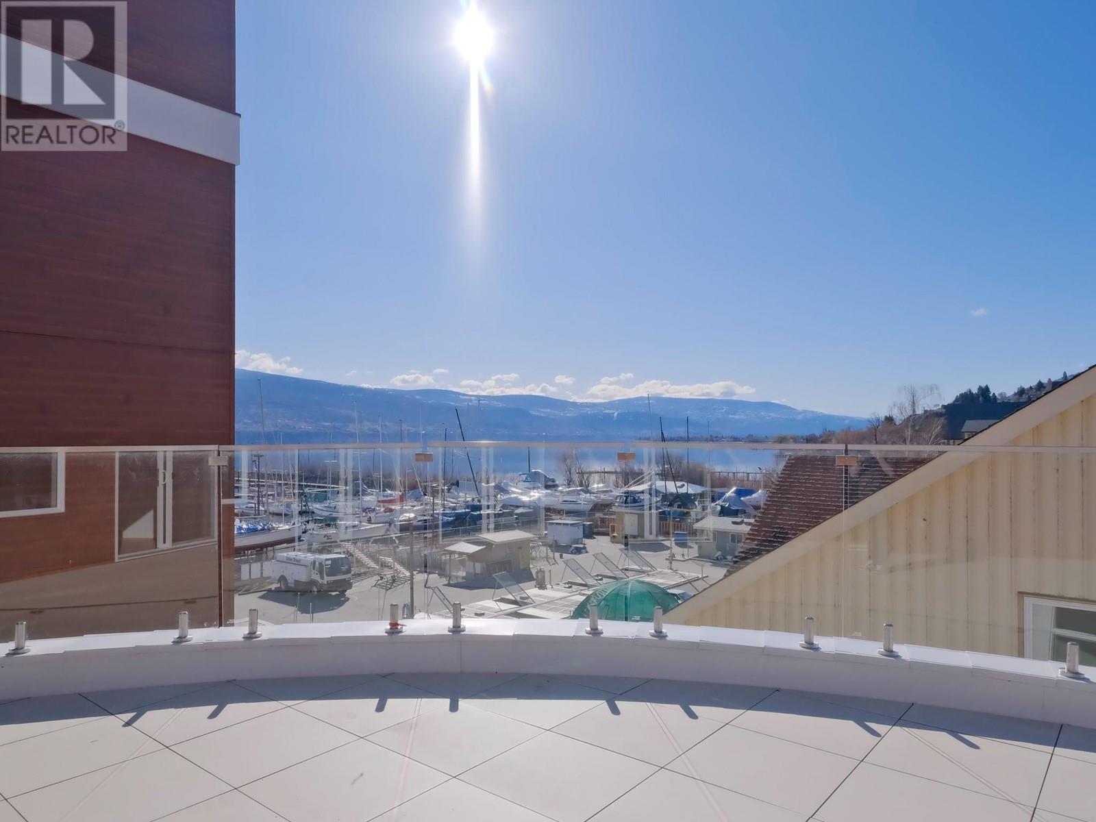 13417 Lakeshore Drive S Unit# 201, Summerland