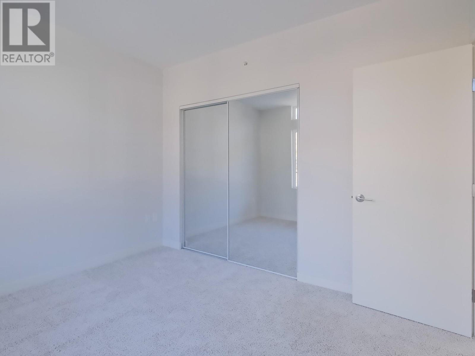 13417 Lakeshore Drive S Unit# 201, Summerland