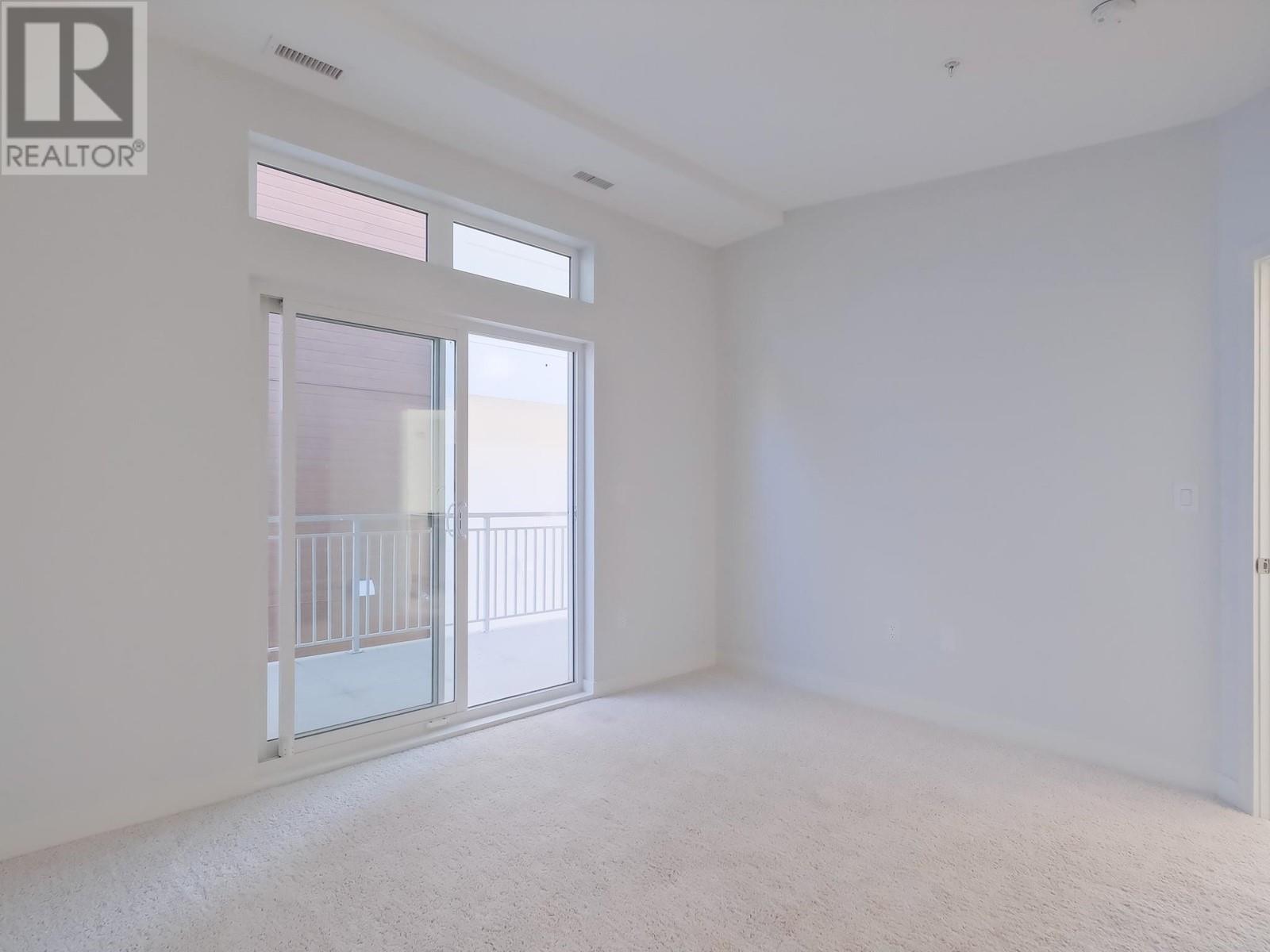 13417 Lakeshore Drive S Unit# 201, Summerland