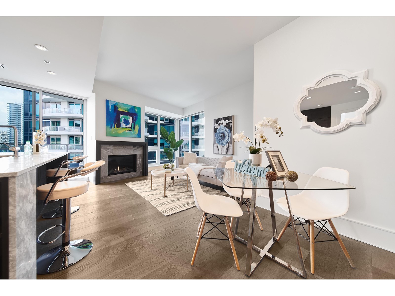 704 1500 MARTIN STREET, White Rock real estate listing R2940190