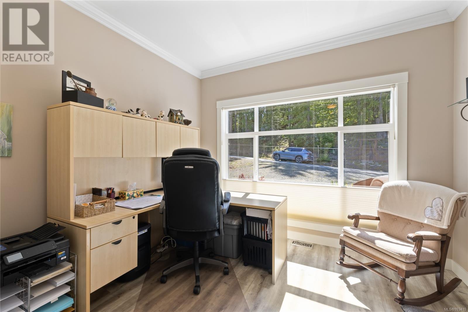 1640 Country Rd, Qualicum Beach