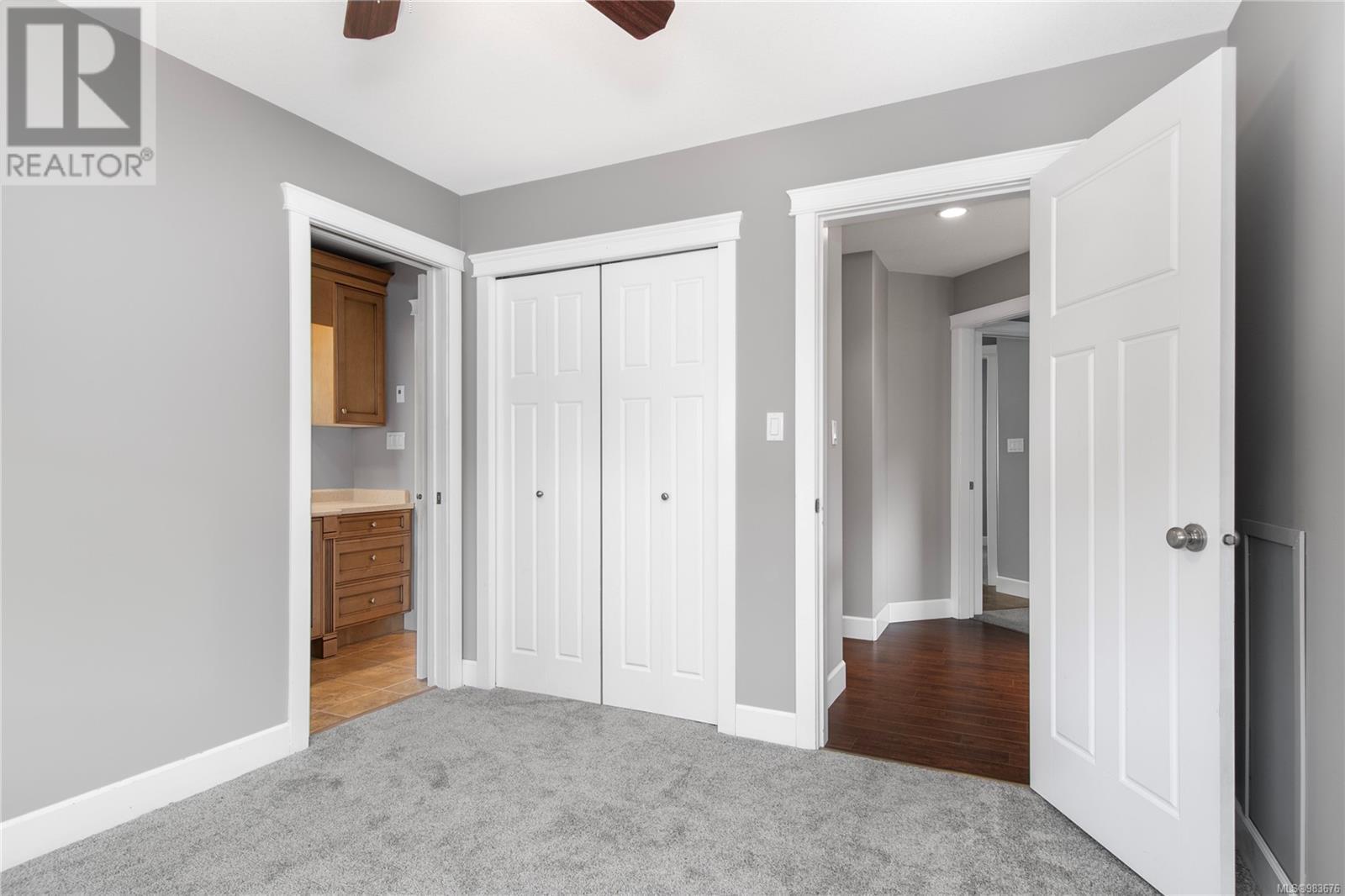 632 Nodales Dr, Campbell River real estate listing 983676