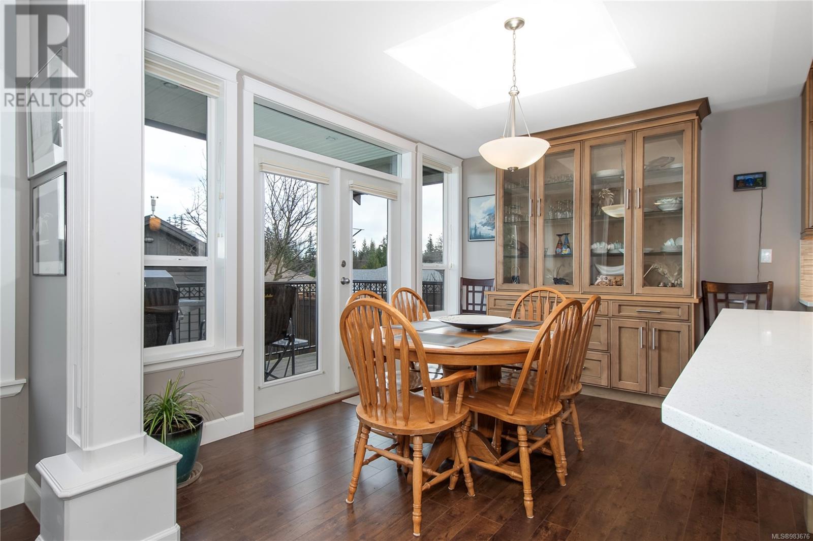 632 Nodales Dr, Campbell River real estate listing 983676