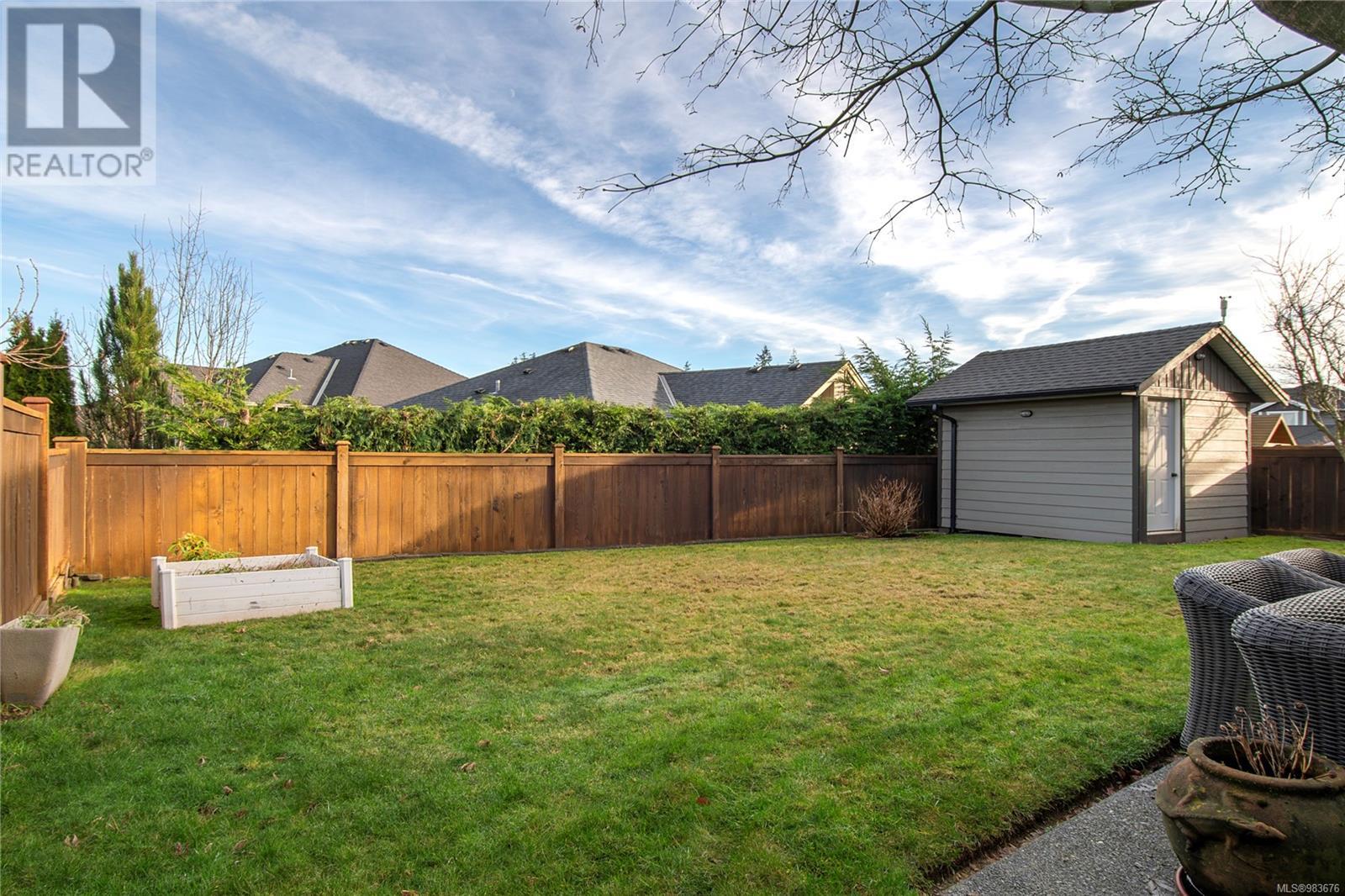 632 Nodales Dr, Campbell River real estate listing 983676