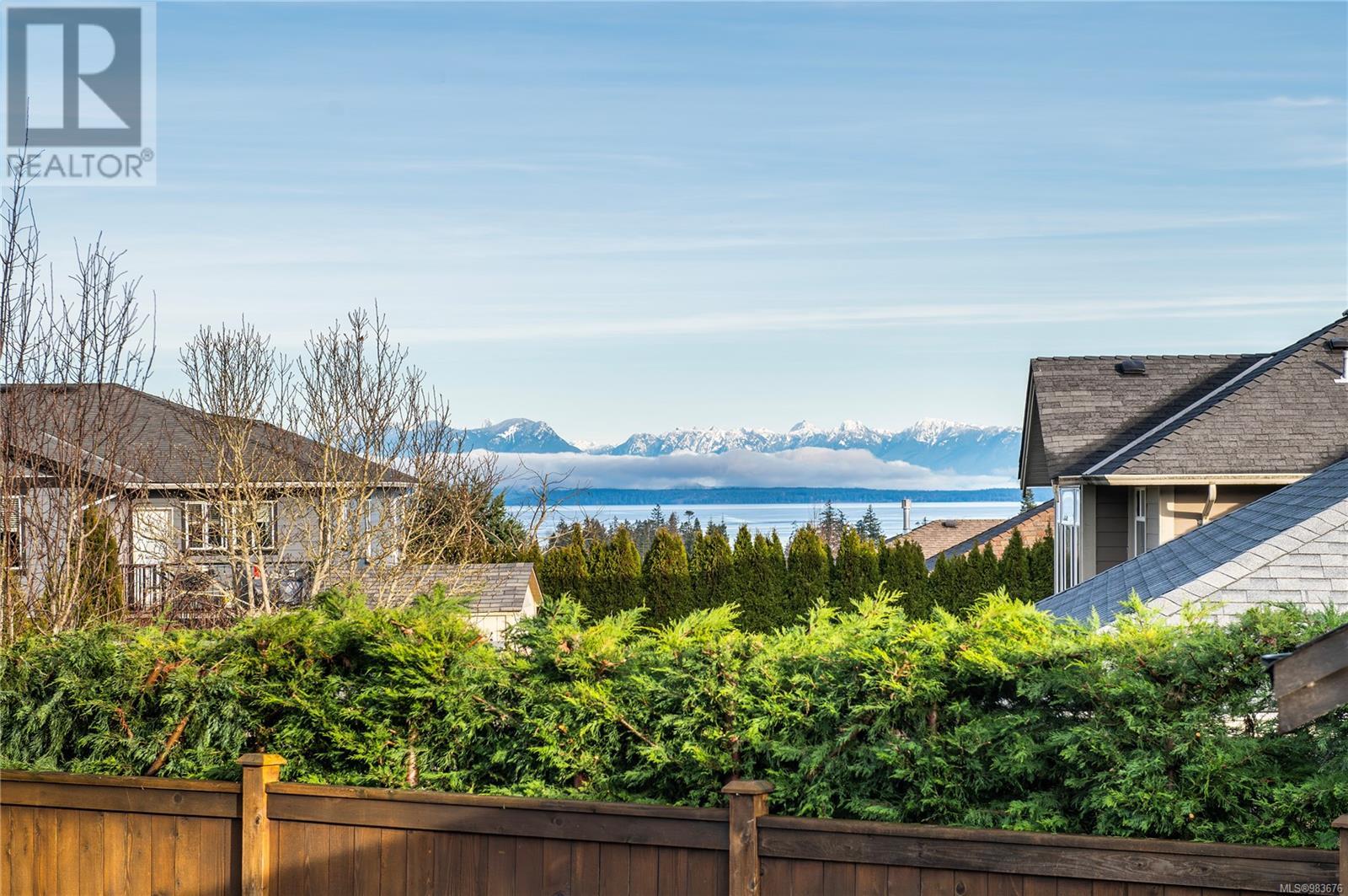 632 Nodales Dr, Campbell River real estate listing 983676