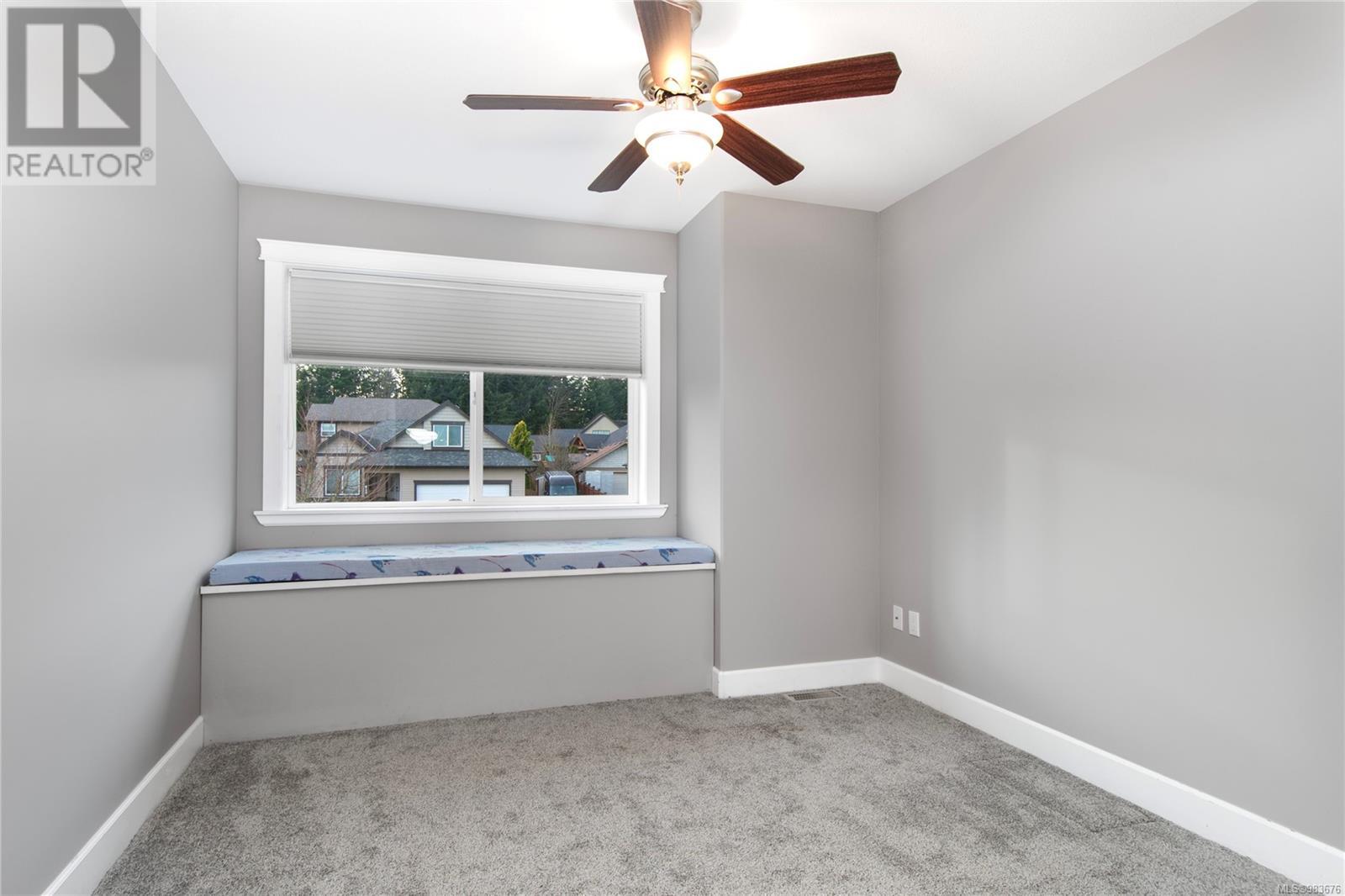 632 Nodales Dr, Campbell River real estate listing 983676