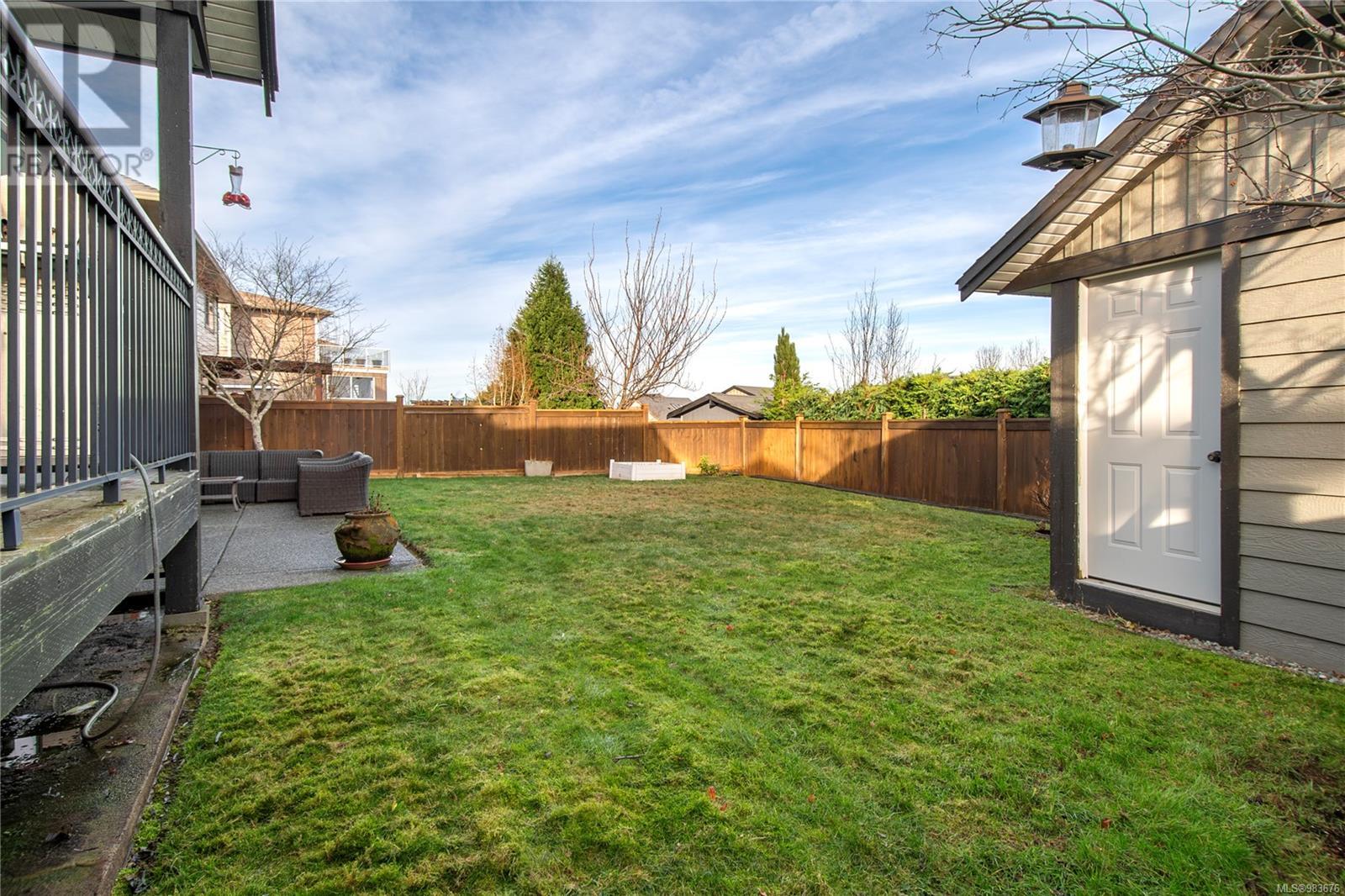 632 Nodales Dr, Campbell River real estate listing 983676