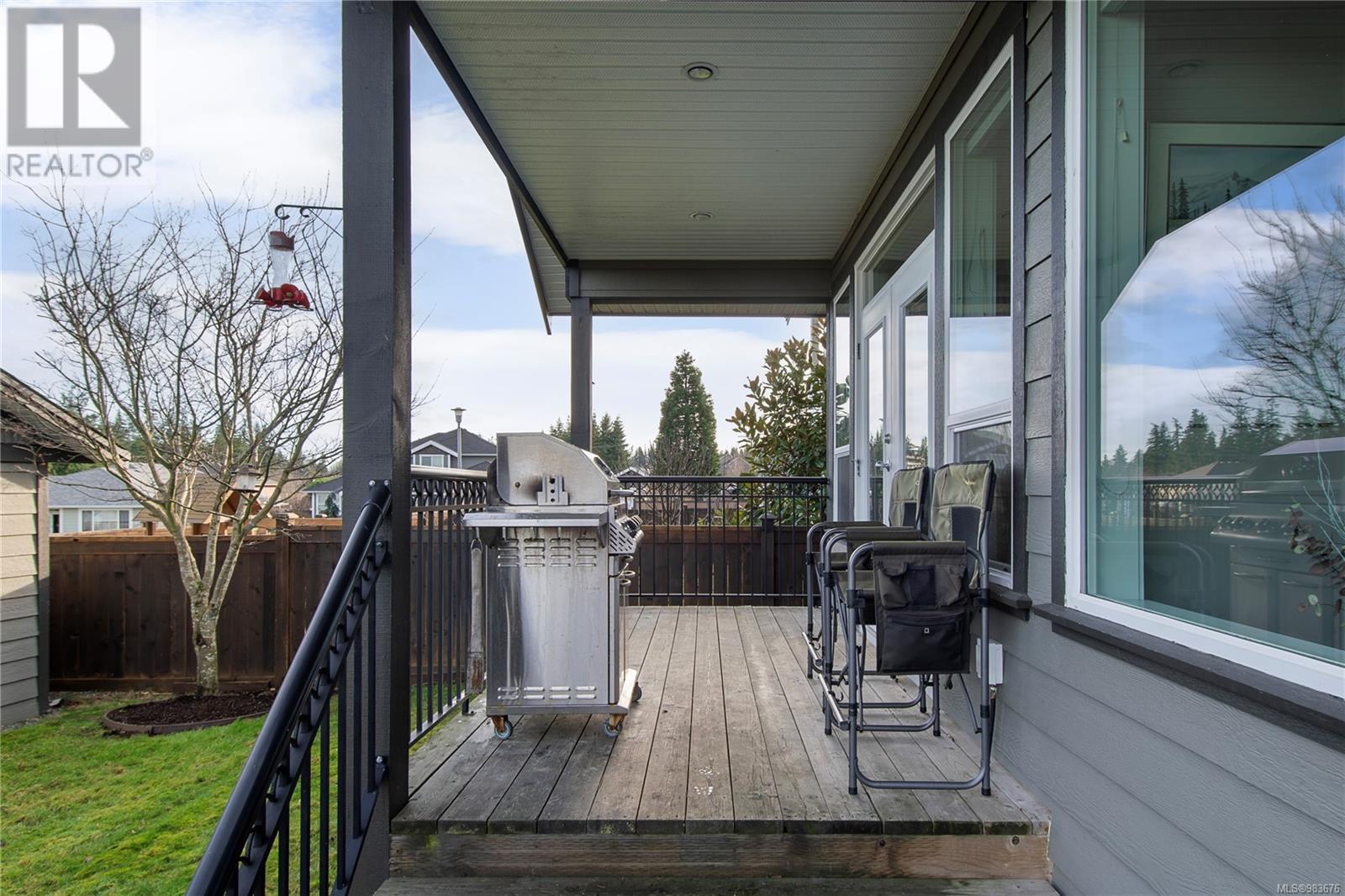 632 Nodales Dr, Campbell River real estate listing 983676