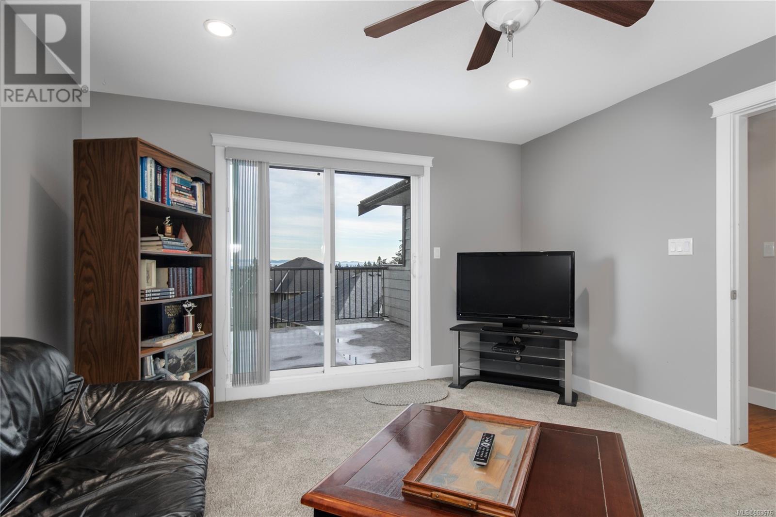 632 Nodales Dr, Campbell River real estate listing 983676