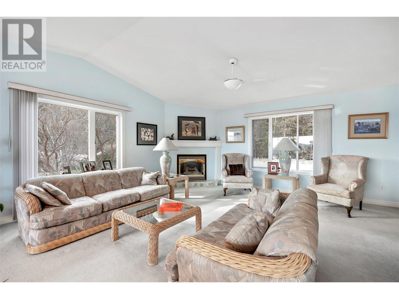 4486 Ponderosa Drive Unit# 34, Peachland