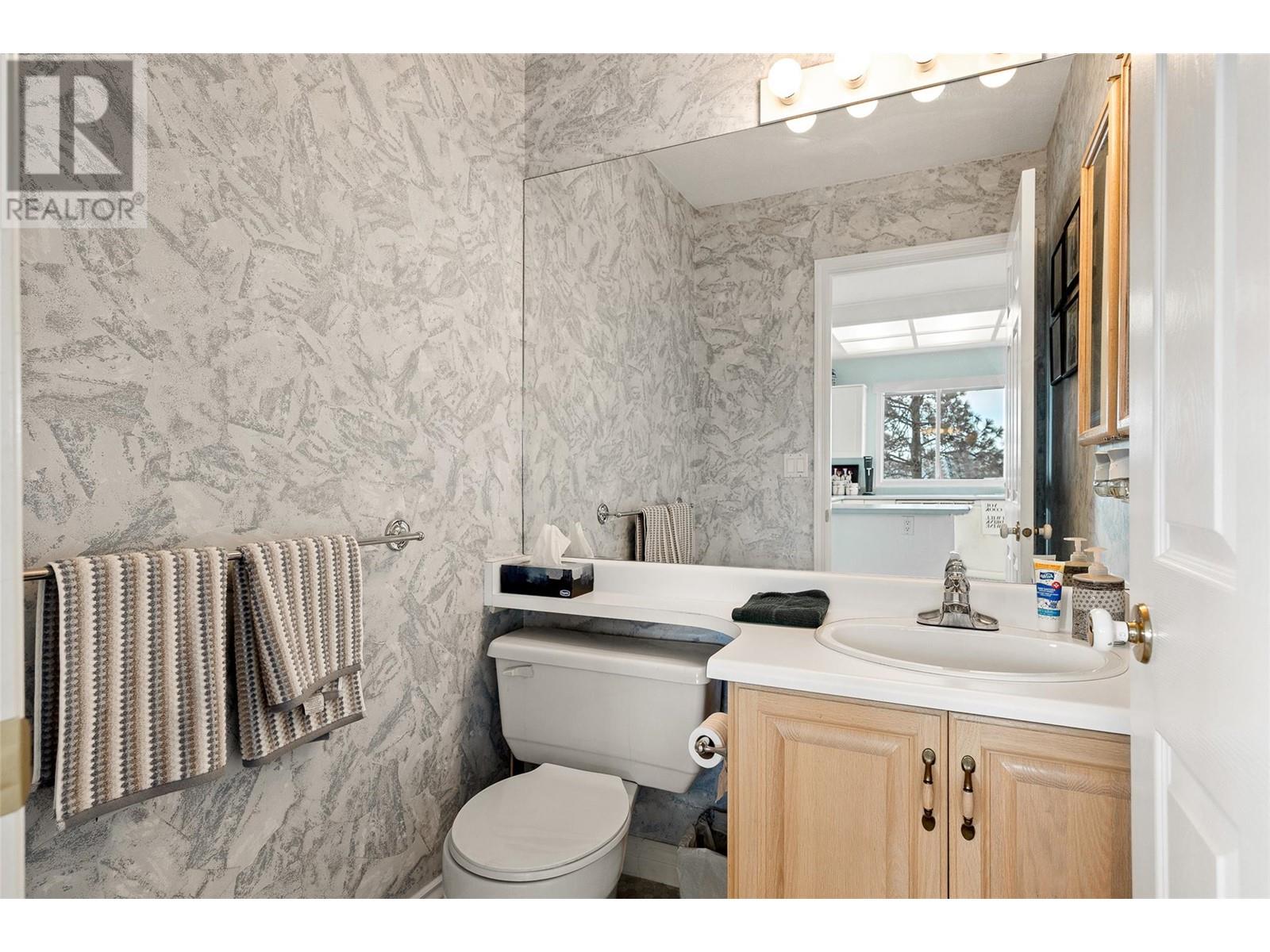 4486 Ponderosa Drive Unit# 34, Peachland