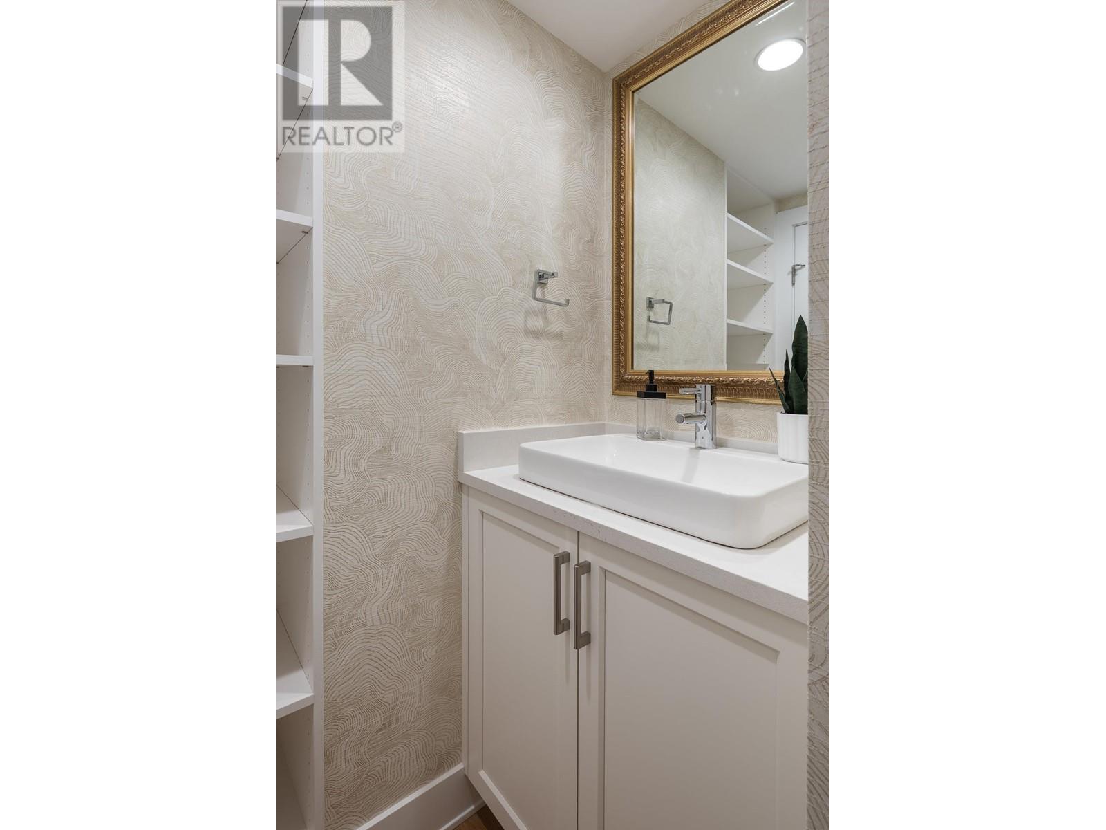 1640 TAYLOR WAY, West Vancouver