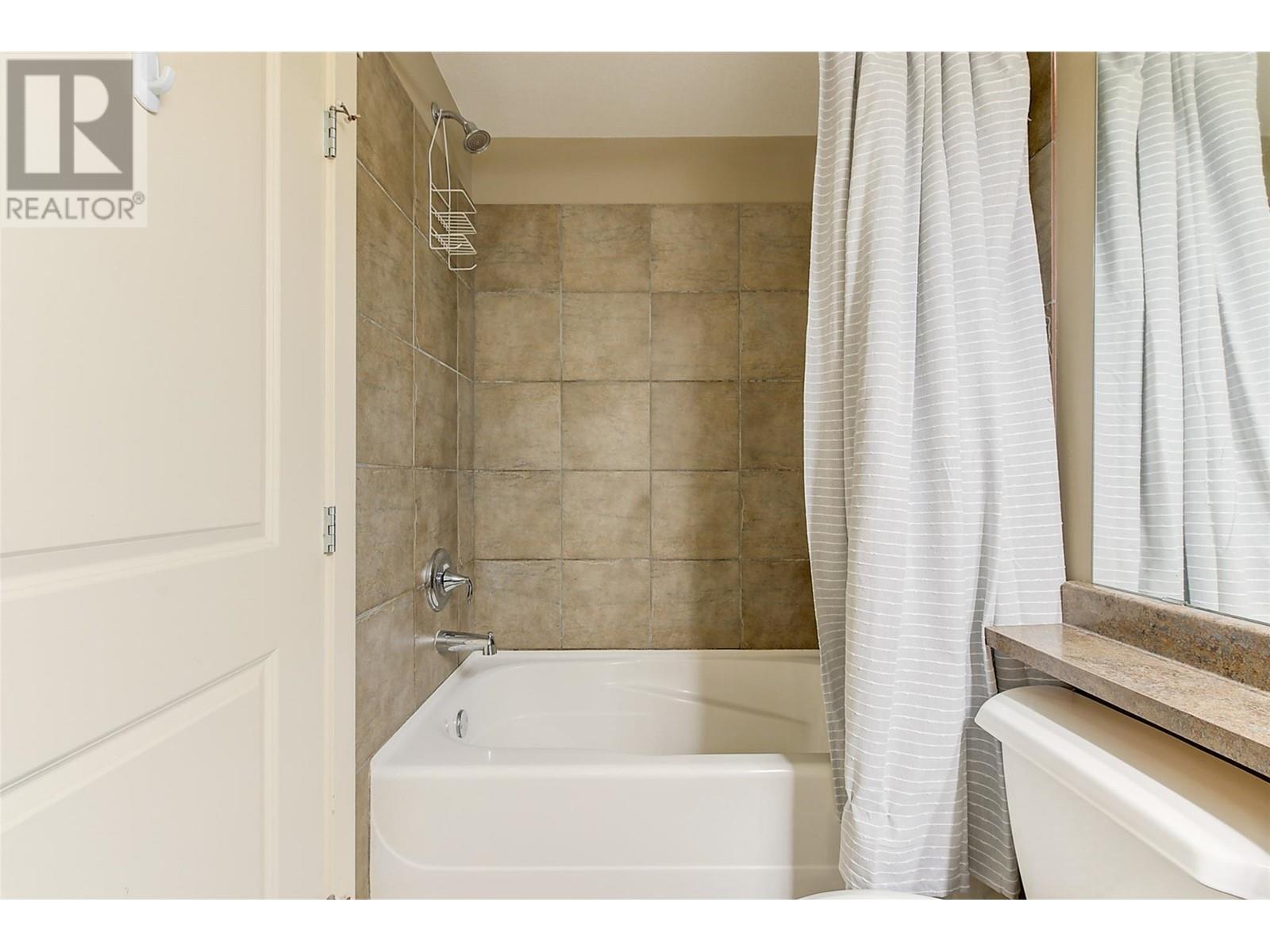 110 3521 Carrington Road, Westbank