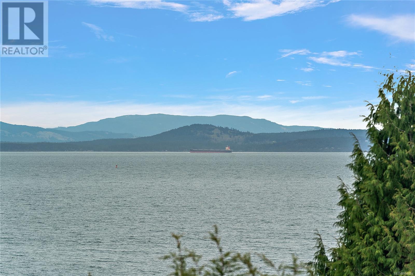 5055 Lochside Drive, Saanich