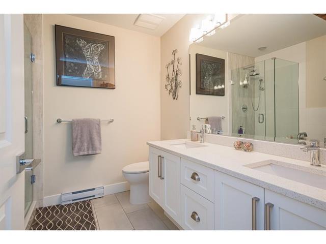 Photo 16 of 19 20498 82 Avenue, Langley BC