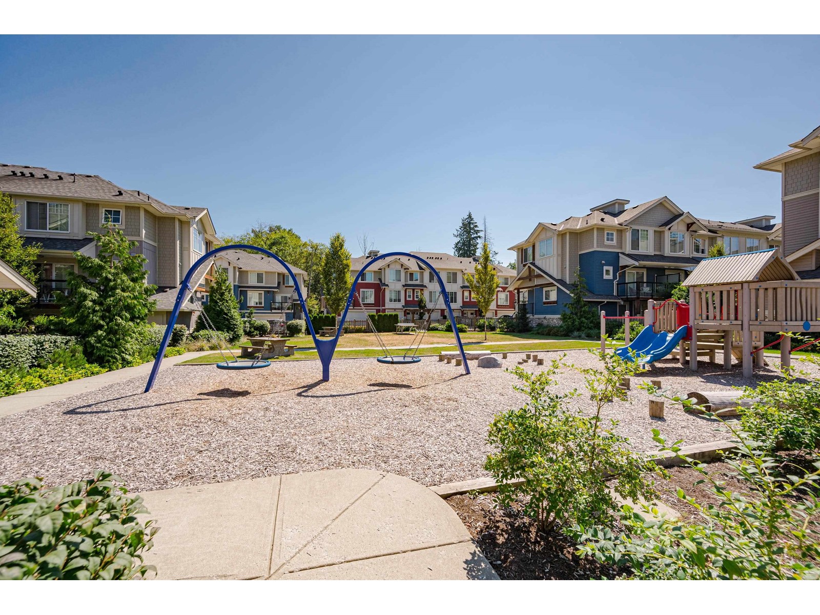 Photo 25 of 19 20498 82 Avenue, Langley BC