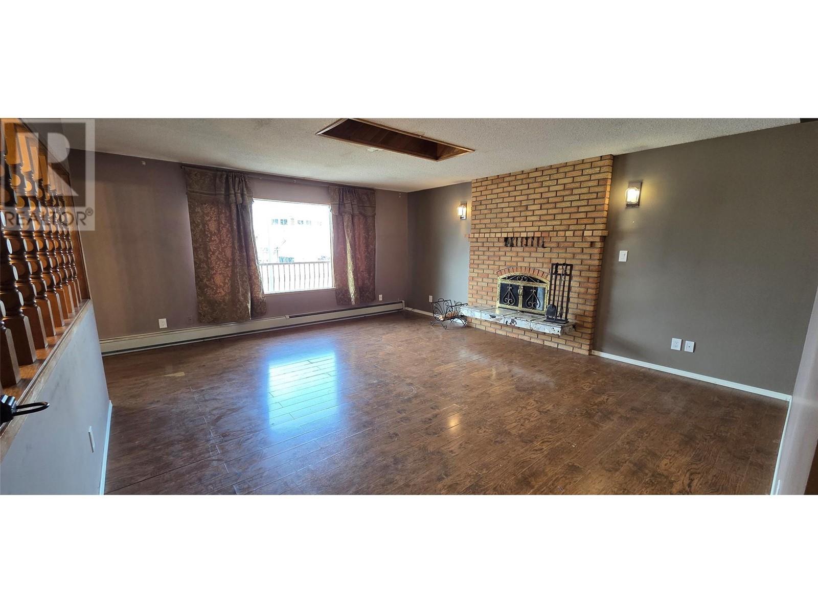 2940 Clapperton Avenue, Merritt